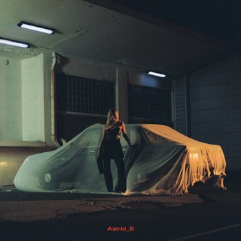 Astrid S – Two Hands (2024)