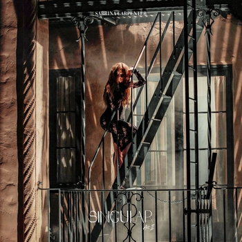 Sabrina Carpenter – Looking at Me (Singular Act II. 2019)