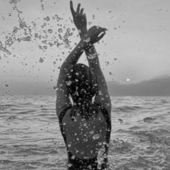 Mahmud Leo – Beach