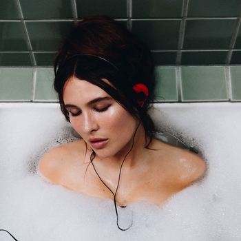 Mimi Webb – Confessions