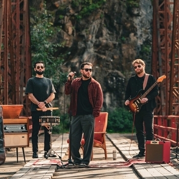 Sula Fray – Небо над Питером