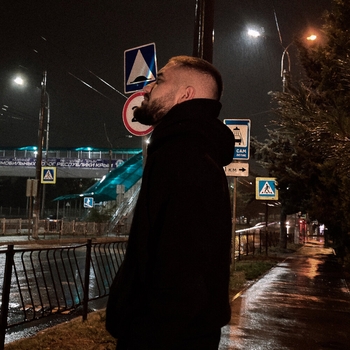 Hetagi – Статуэтка