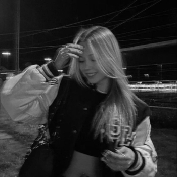 Xaoc – The Perfect Girl