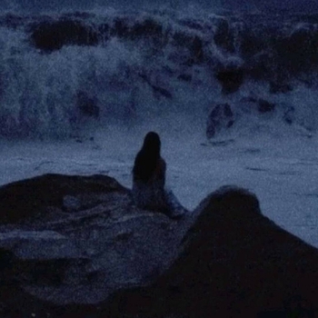 Velours – dark beach (super slowed)