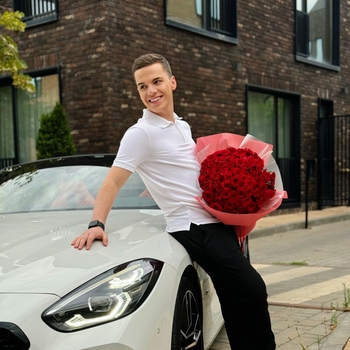 Wallem – У твоего дома (2024)