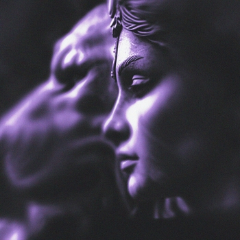 Altunin – VERSACE MAGIC