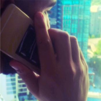 Drake – Right Hand