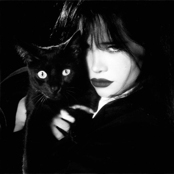 Nessa Barrett – Special To You