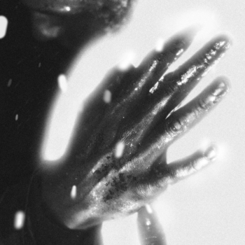 Love – Metal Hands