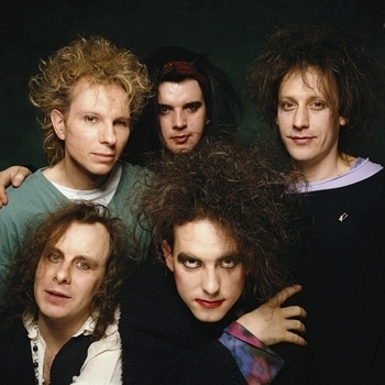 The Cure – Friday I'm In Love