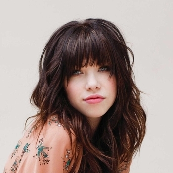 Carly Rae Jepsen – Call Me Maybe