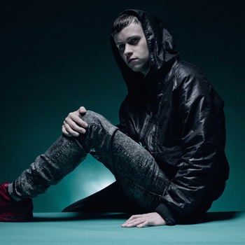 Rustie – Cry Flames (Glass Swords 2011)