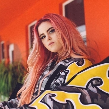 Hyphen Hyphen – Lonely Baby (feat. Kiiara)
