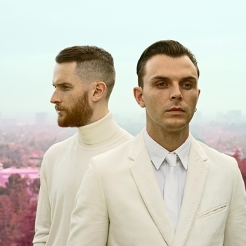 Hurts – Stay