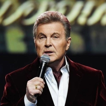 Лев Лещенко