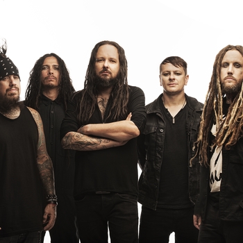 Korn,Corey Taylor – A Different World (The Serenity of Suffering 2016)