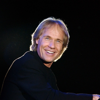 Richard Clayderman – Gente Humilde (Brazilian Favourites 2017)