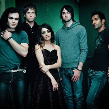 Flyleaf – Traitor