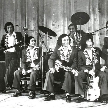 Dos – Mukasan - Toi Zhiri