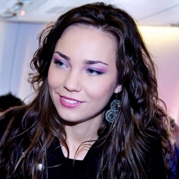 Kamelia – Amor