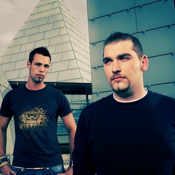 2-4 Grooves – Writing On The Wall