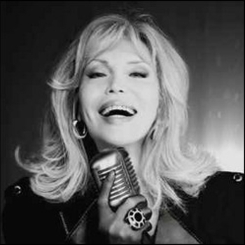 Amanda Lear – Heartbreak Hotel (My Happiness 2014)