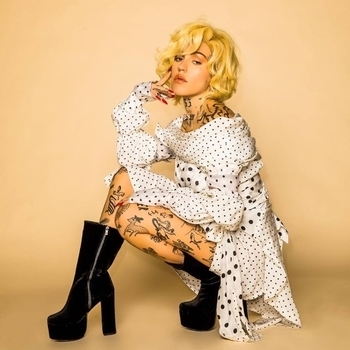 Brooke Candy – Living Out Loud (feat. Sia)