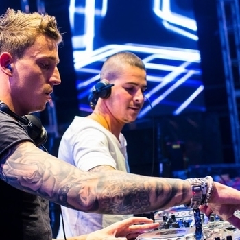BlasterJaxx – More (feat. Mister Blonde)