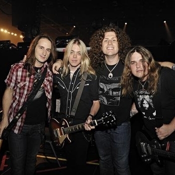 Black Stone Cherry – Rain Wizard (саундтрек из игры "Sleeping Dogs")