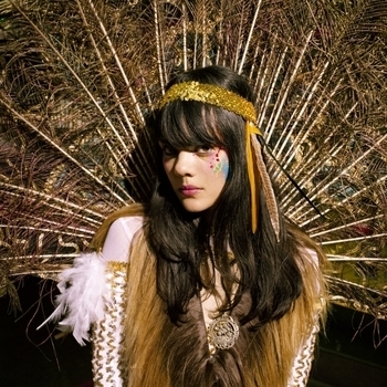 Bat for Lashes – Siren Song
