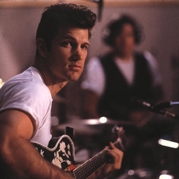 Coves – Wicked Game (Chris Isaak Cover)