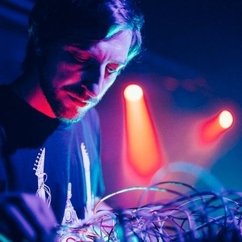 Cooh – Crash (Original Mix) (A New Breed 2014)