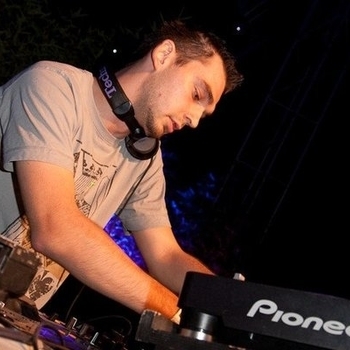 Crypsis – The Demand (Radical Redemption Remix)