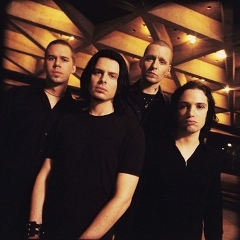 Earshot – Wait