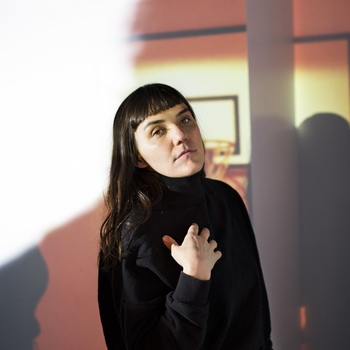 Emily Wells – Stay Up (Minimal Recording) (In The Dark Moving 2020)