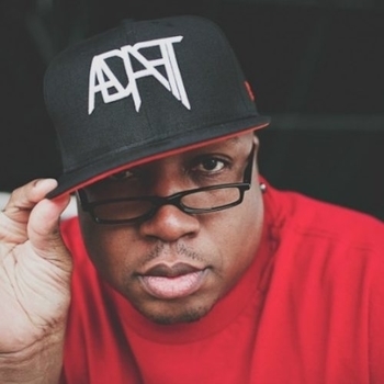 E-40 – Give Her the Keys (feat. T-Pain)