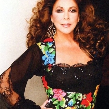 Isabel Pantoja – Embrujá por tu querer