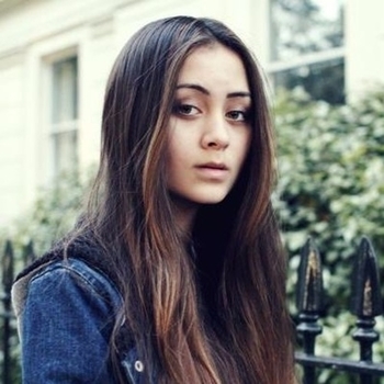 Jasmine Thompson – Mad world