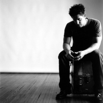 KJ-52 – Right Here (feat. Jeremy Camp)