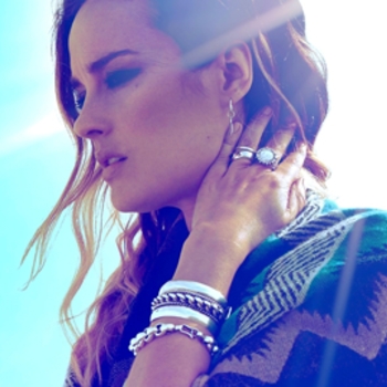 Jess Mills – Live For What I'd Die For (Distance remix)