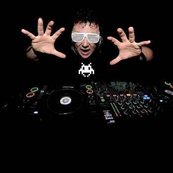 SonicC – Drunk Skunk (Apster Remix)