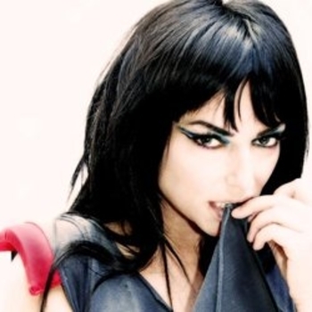 Luciana – Bow Wow Wow (Mike Delinquent Project Radio Edit)
