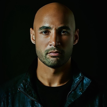 Michael Woods – Warrior (Original mix)