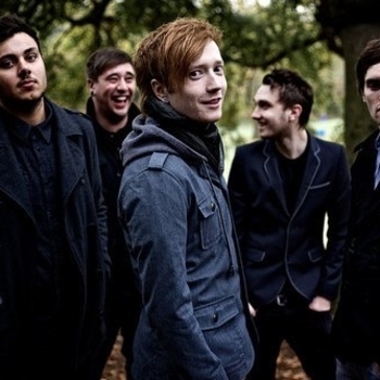 Mallory Knox – Giving It Up (Саундтрек из игры "Pro Evolution Soccer 2018")
