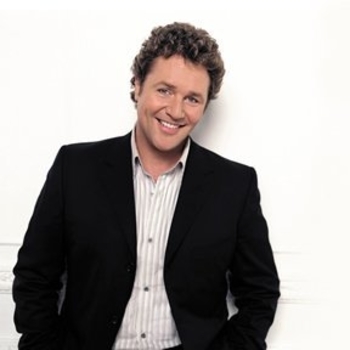 Michael Ball – The Christmas Song (Chestnuts Roasting on an Open Fire)