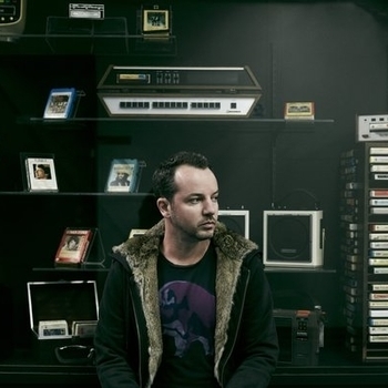 Max Graham – Airtight