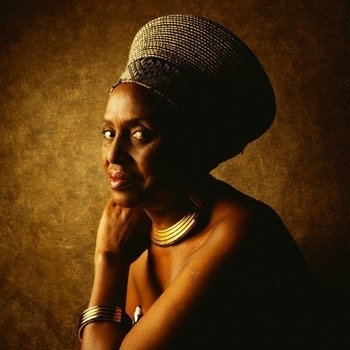 Miriam Makeba – The Retreat Song (Jikele Maweni)