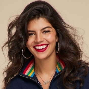 Nikki Yanofsky – Kaboom Pow (саундтрек из игры "Just Dance 2016")