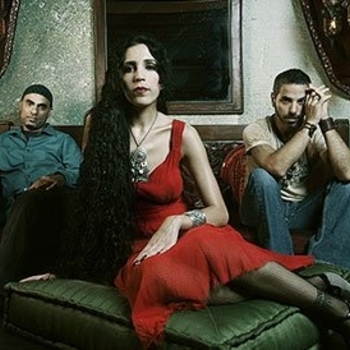Niyaz – Molk-E-Divan (Acoustic)
