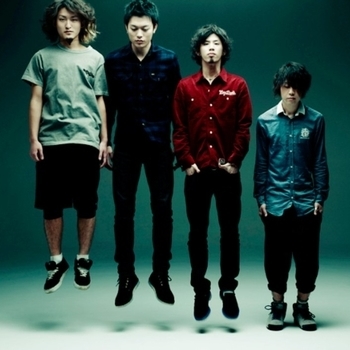 ONE OK ROCK – The Way Back (35xxxv 2015)